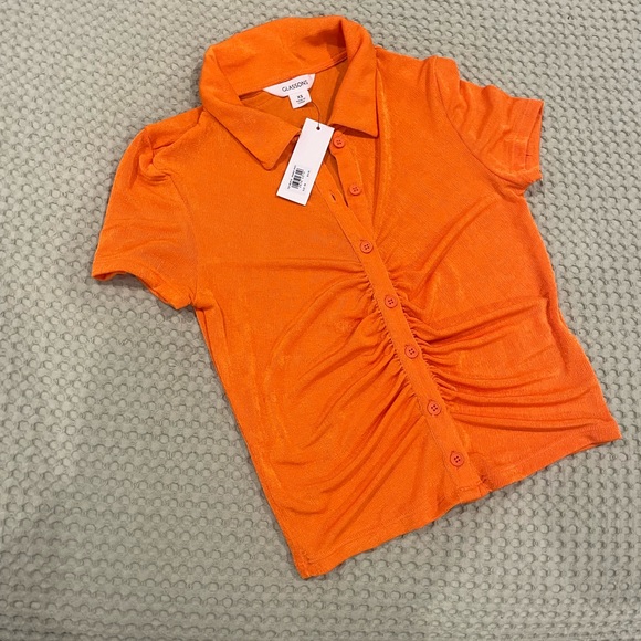 NWT! 🧡 Ruched Button Front Shortsleeve Top 🧡 HOST PICK ✨✨✨✨✨ - Picture 9 of 16